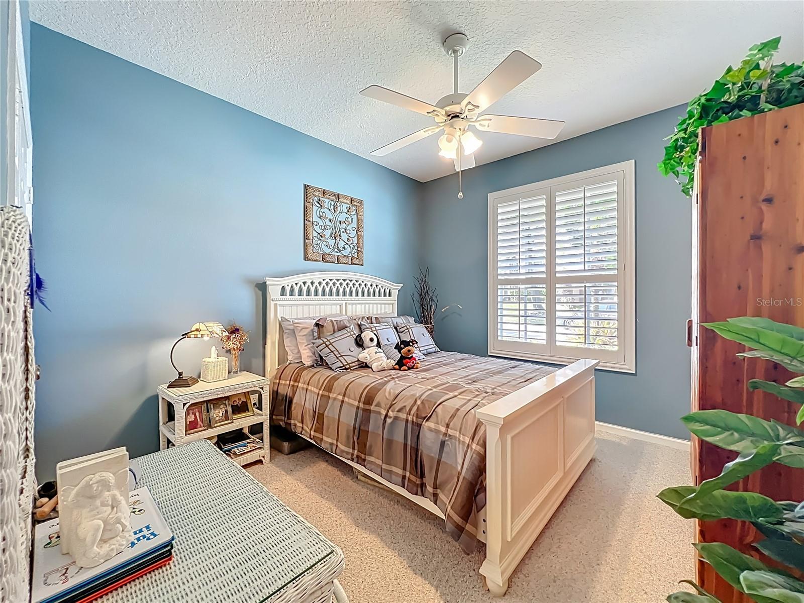 Image 43 of 69 For 233 Hanging Moss Circle