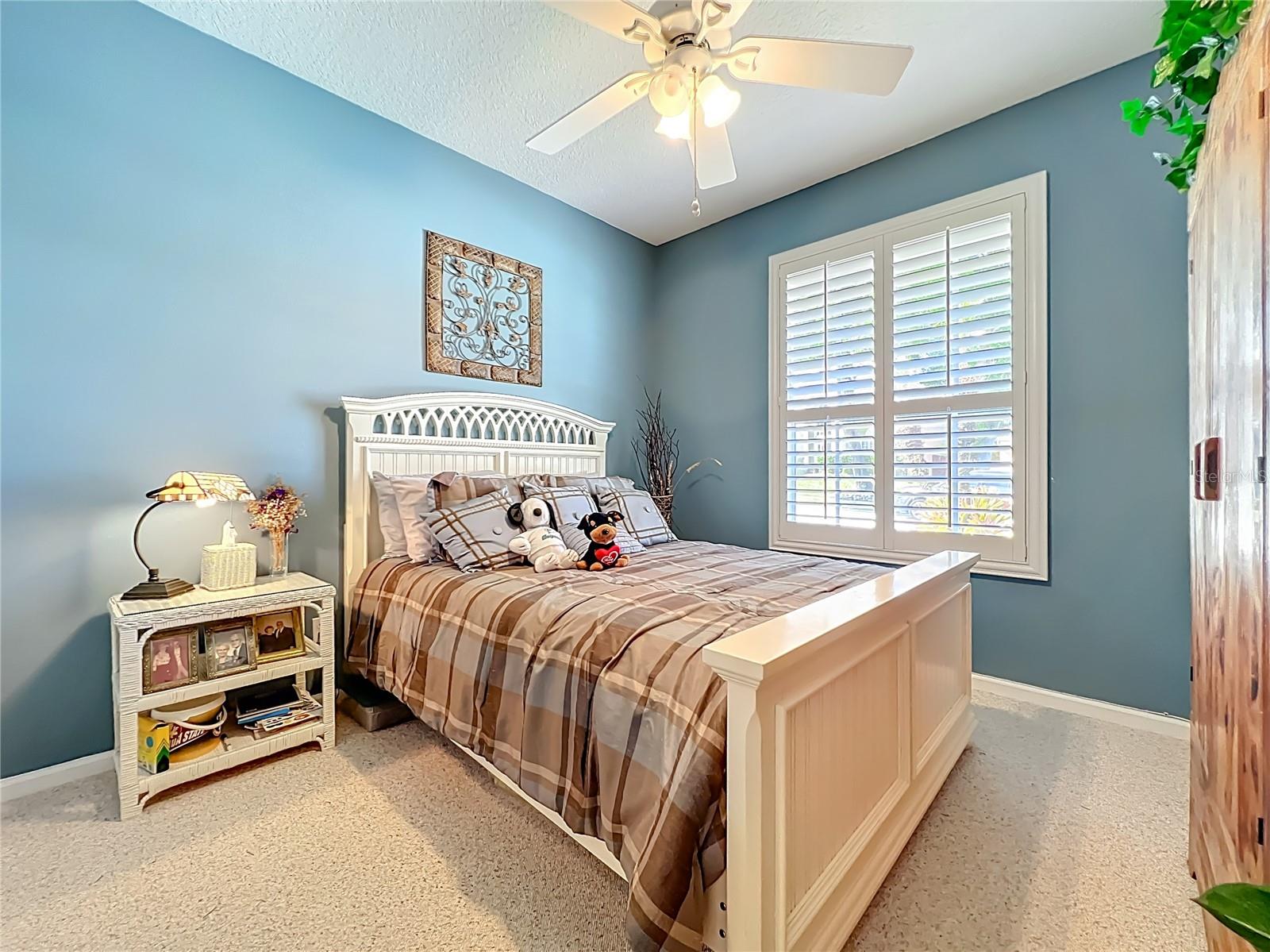 Image 44 of 69 For 233 Hanging Moss Circle