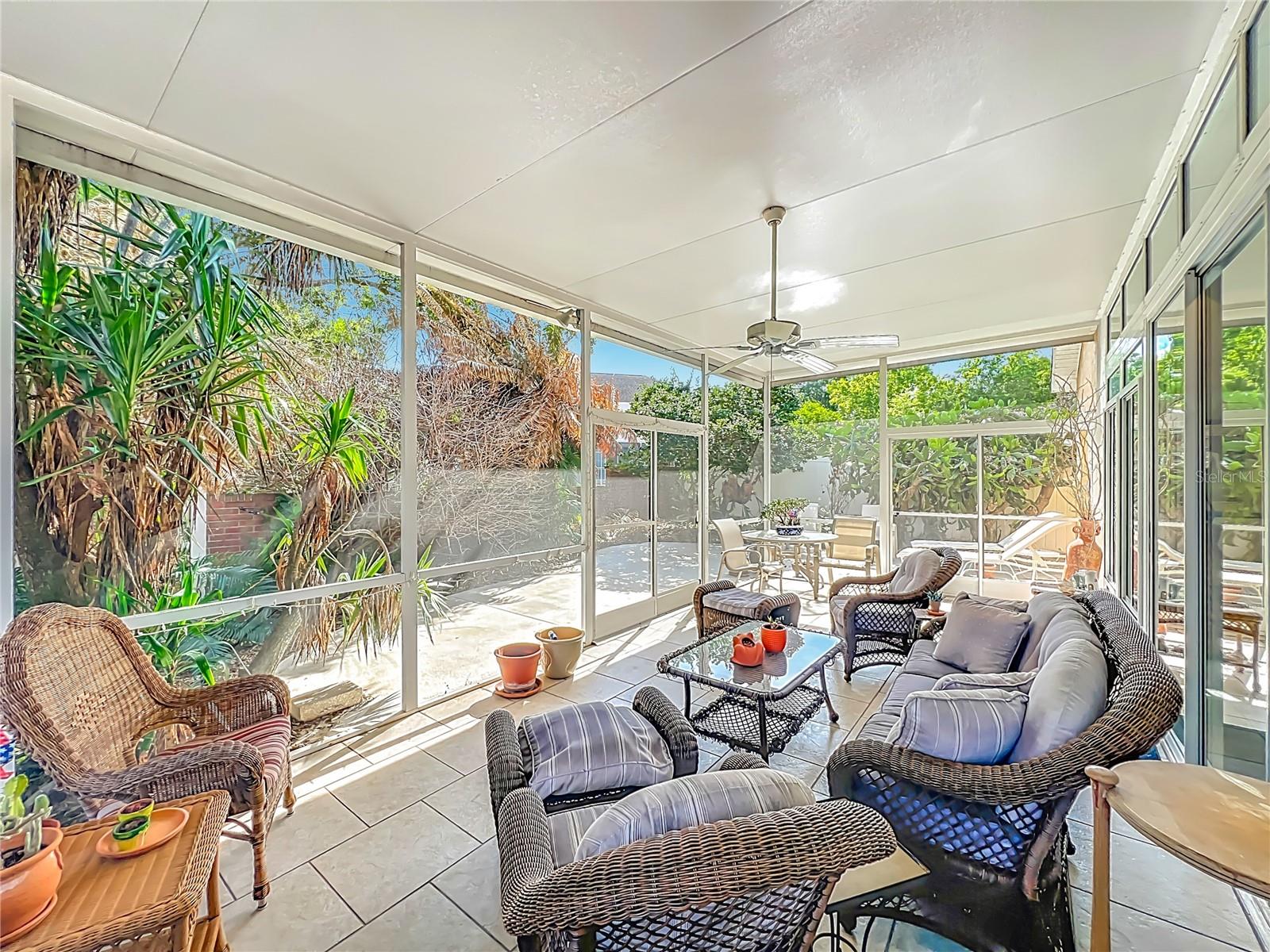 Image 58 of 69 For 233 Hanging Moss Circle