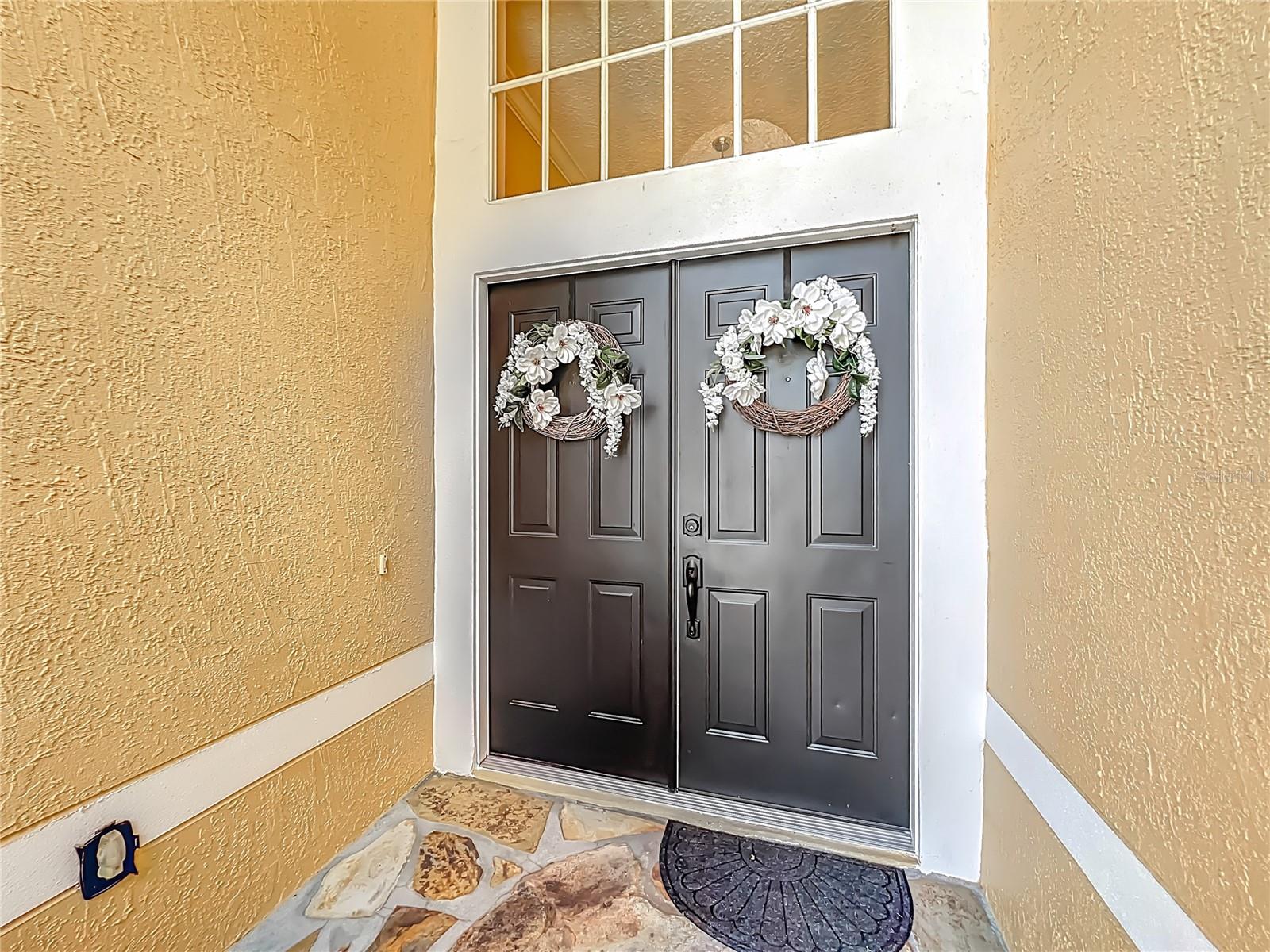 Image 7 of 69 For 233 Hanging Moss Circle