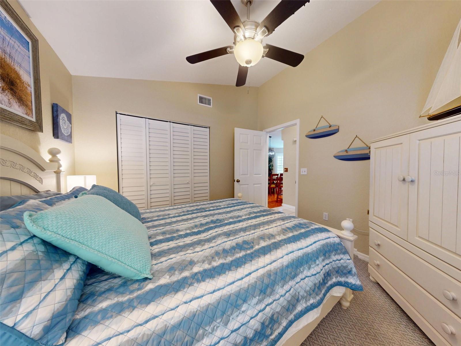 Image 18 of 57 For 402 Bouchelle Drive 206