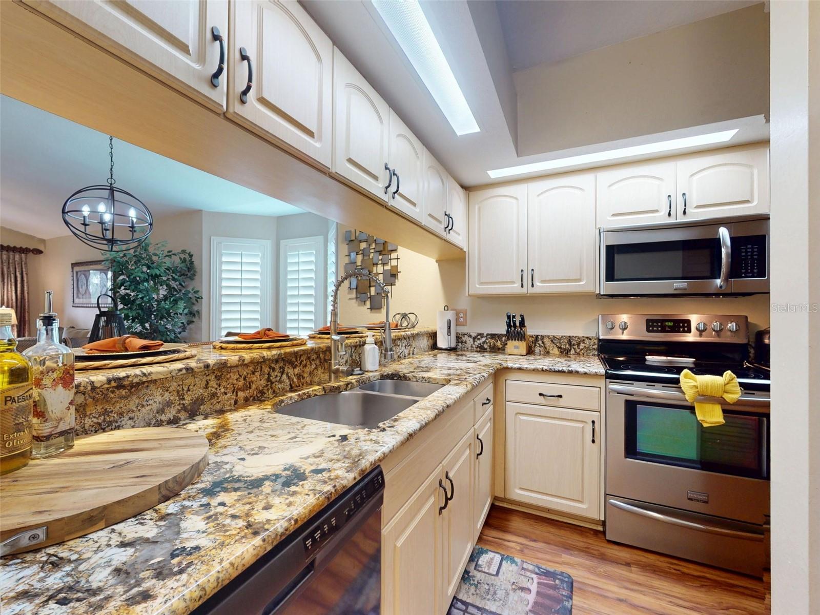 Image 2 of 57 For 402 Bouchelle Drive 206