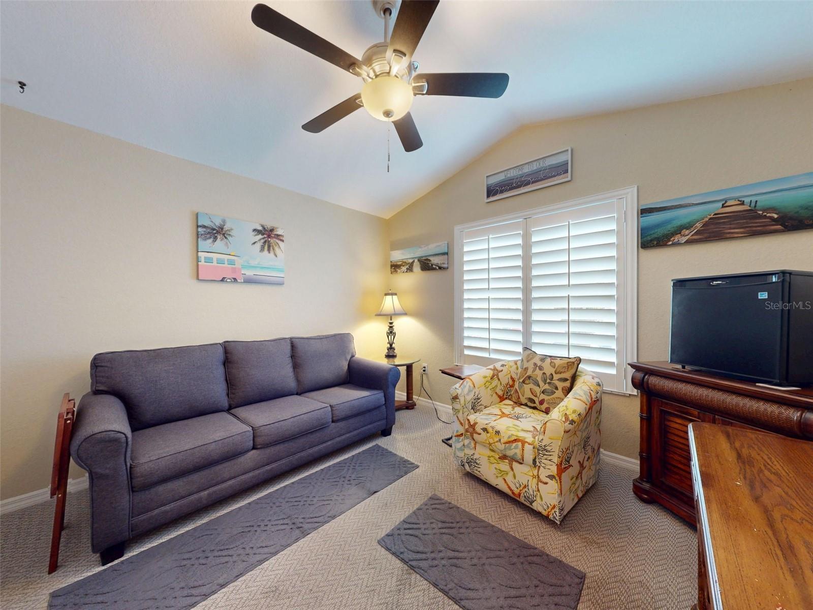 Image 21 of 57 For 402 Bouchelle Drive 206