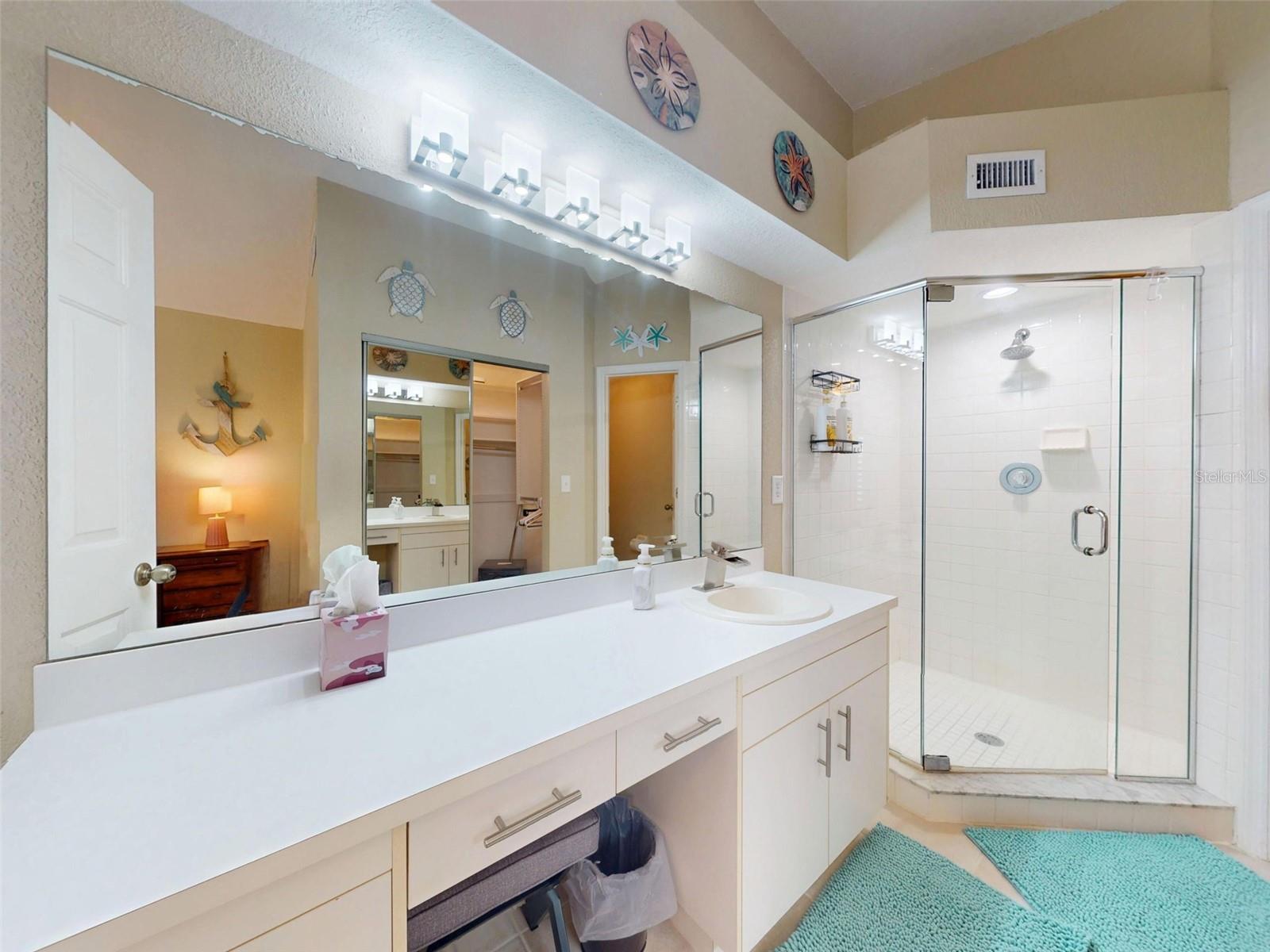 Image 30 of 57 For 402 Bouchelle Drive 206