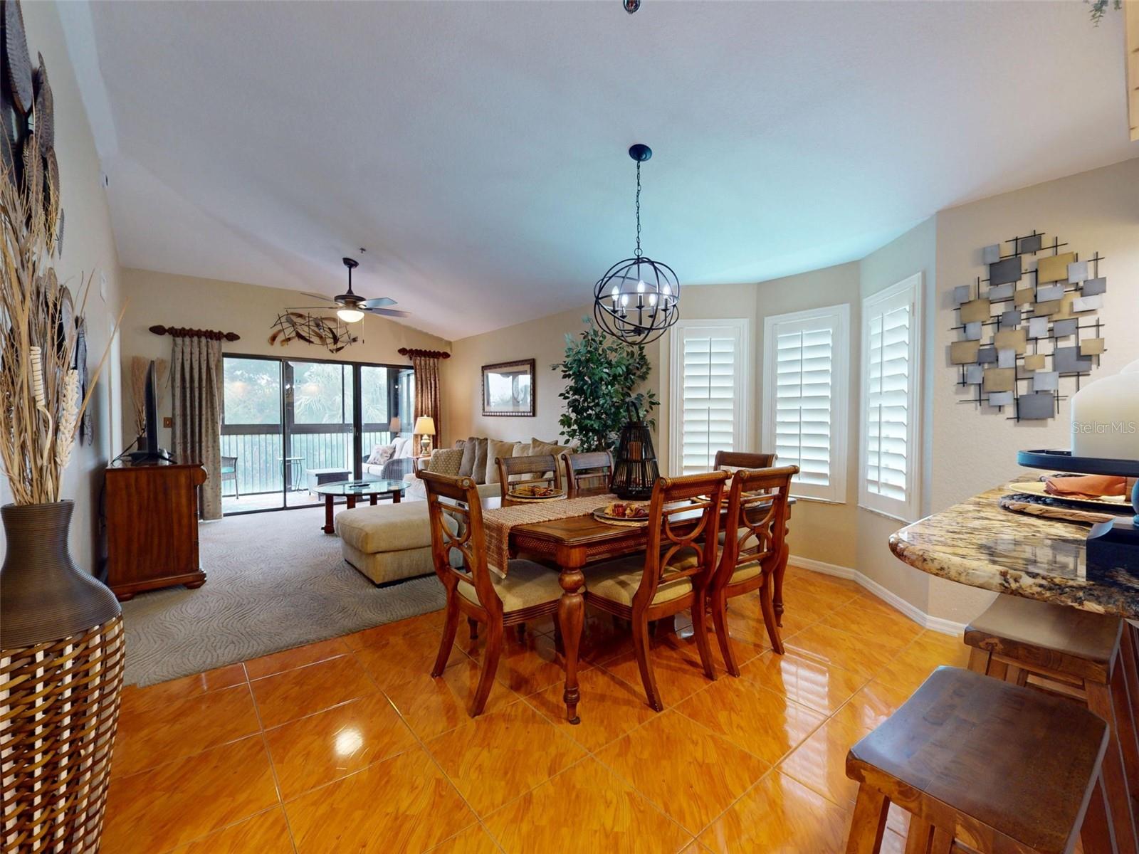 Image 9 of 57 For 402 Bouchelle Drive 206
