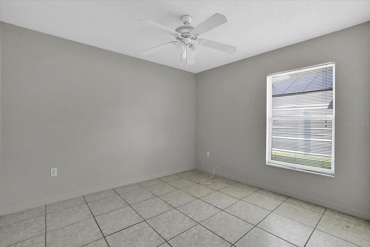 Image 17 of 23 For 112 Azalea Drive