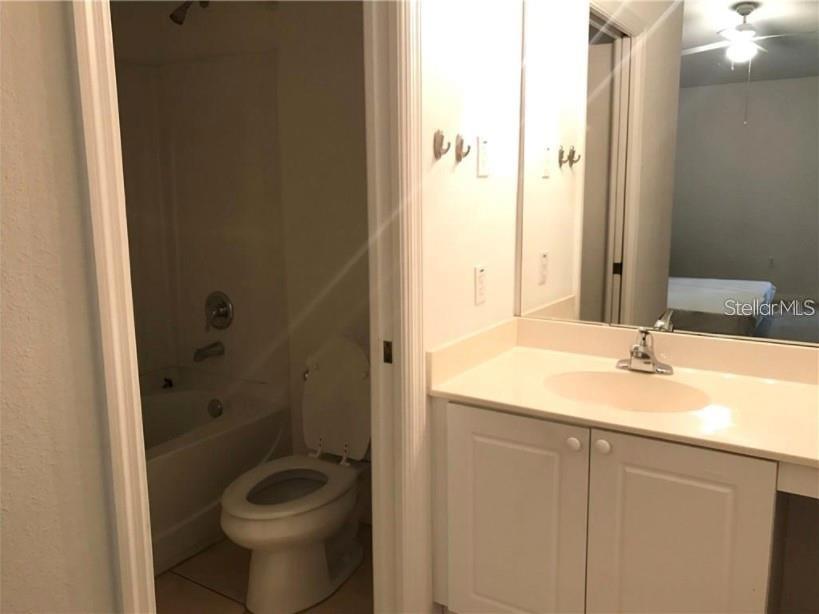 Image 10 of 11 For 2792 Club Cortile Circle B