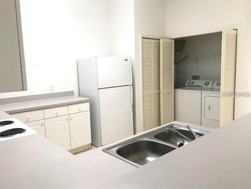 Image 3 of 11 For 2792 Club Cortile Circle B