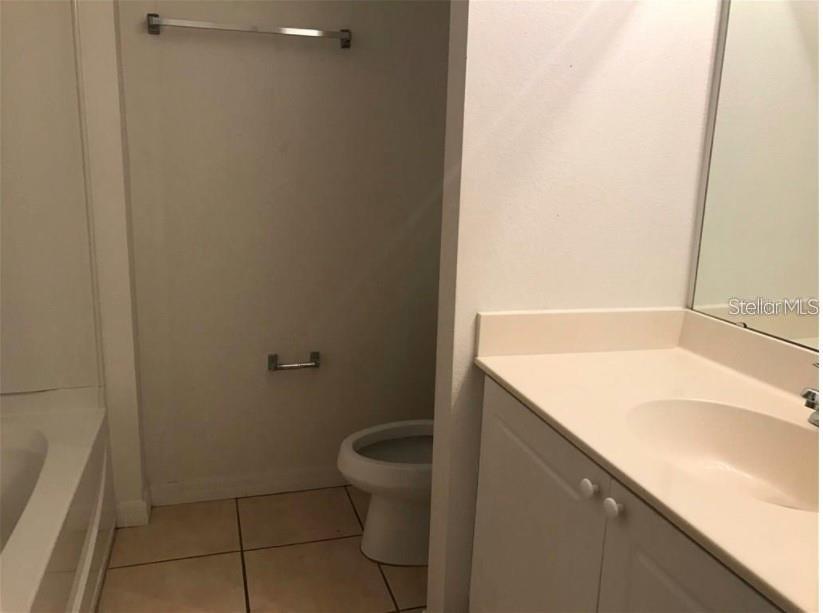 Image 8 of 11 For 2792 Club Cortile Circle B