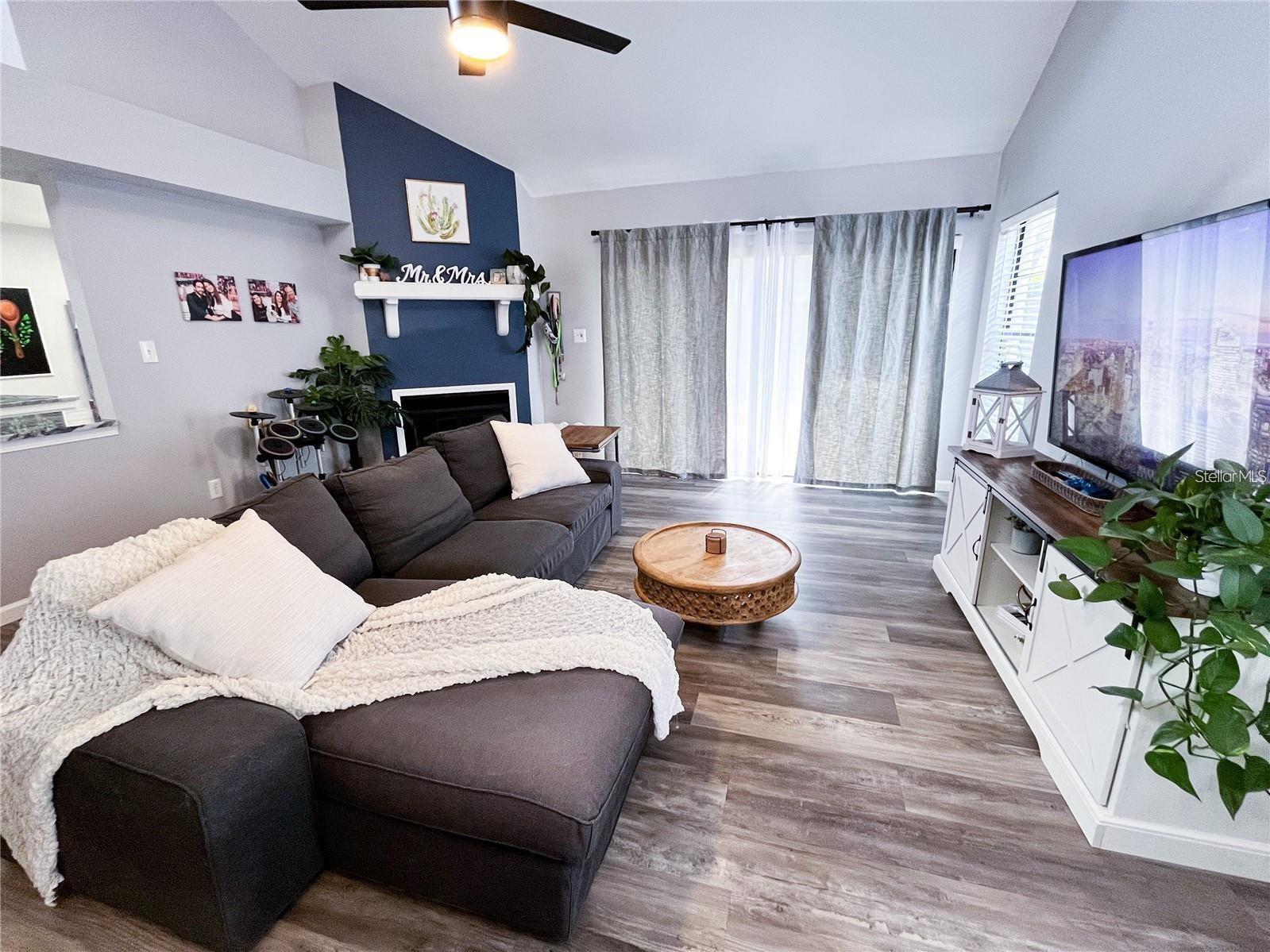 Image 9 of 25 For 3747 Okeechobee Circle