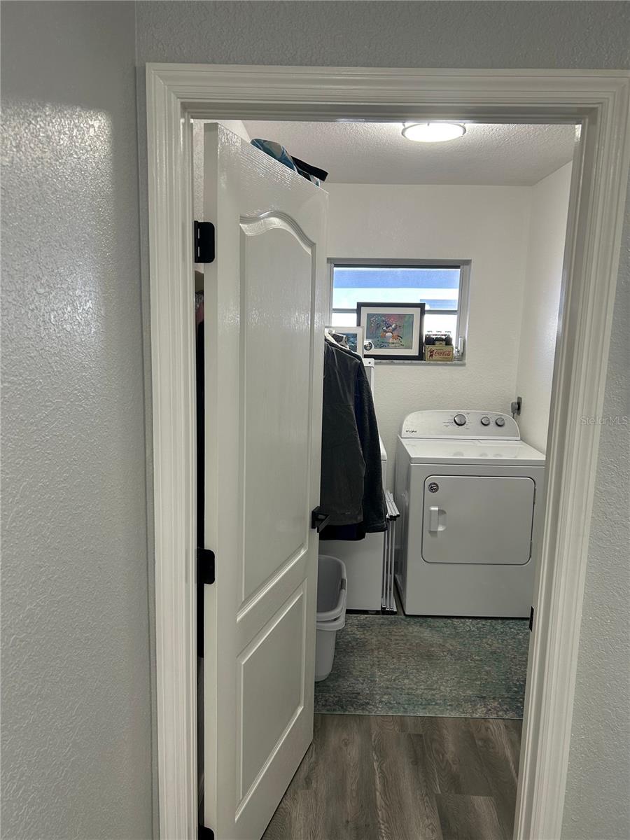 Image 18 of 22 For 1727 Boca Raton Court