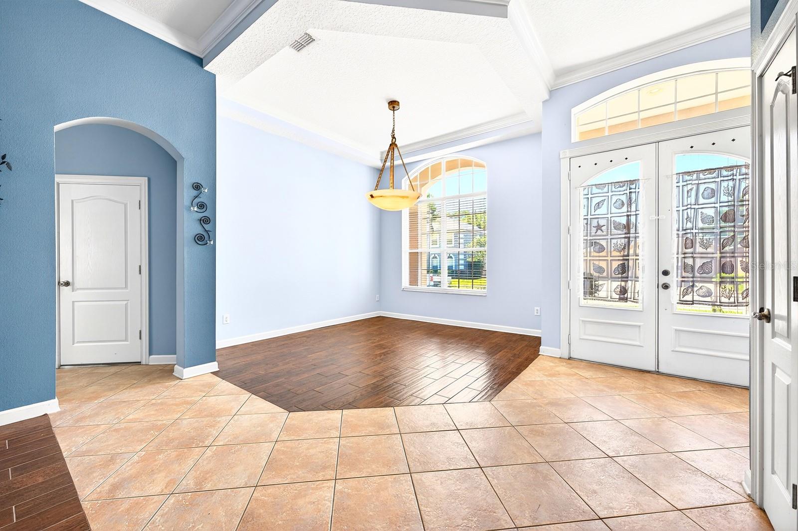 Image 34 of 42 For 270 Via Russo Lane