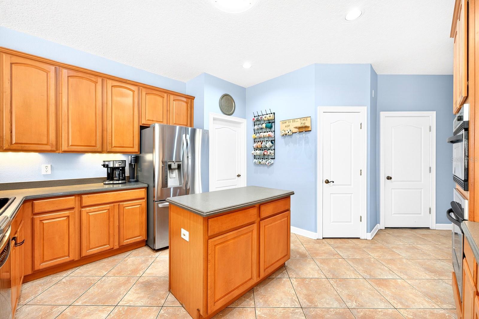 Image 9 of 42 For 270 Via Russo Lane