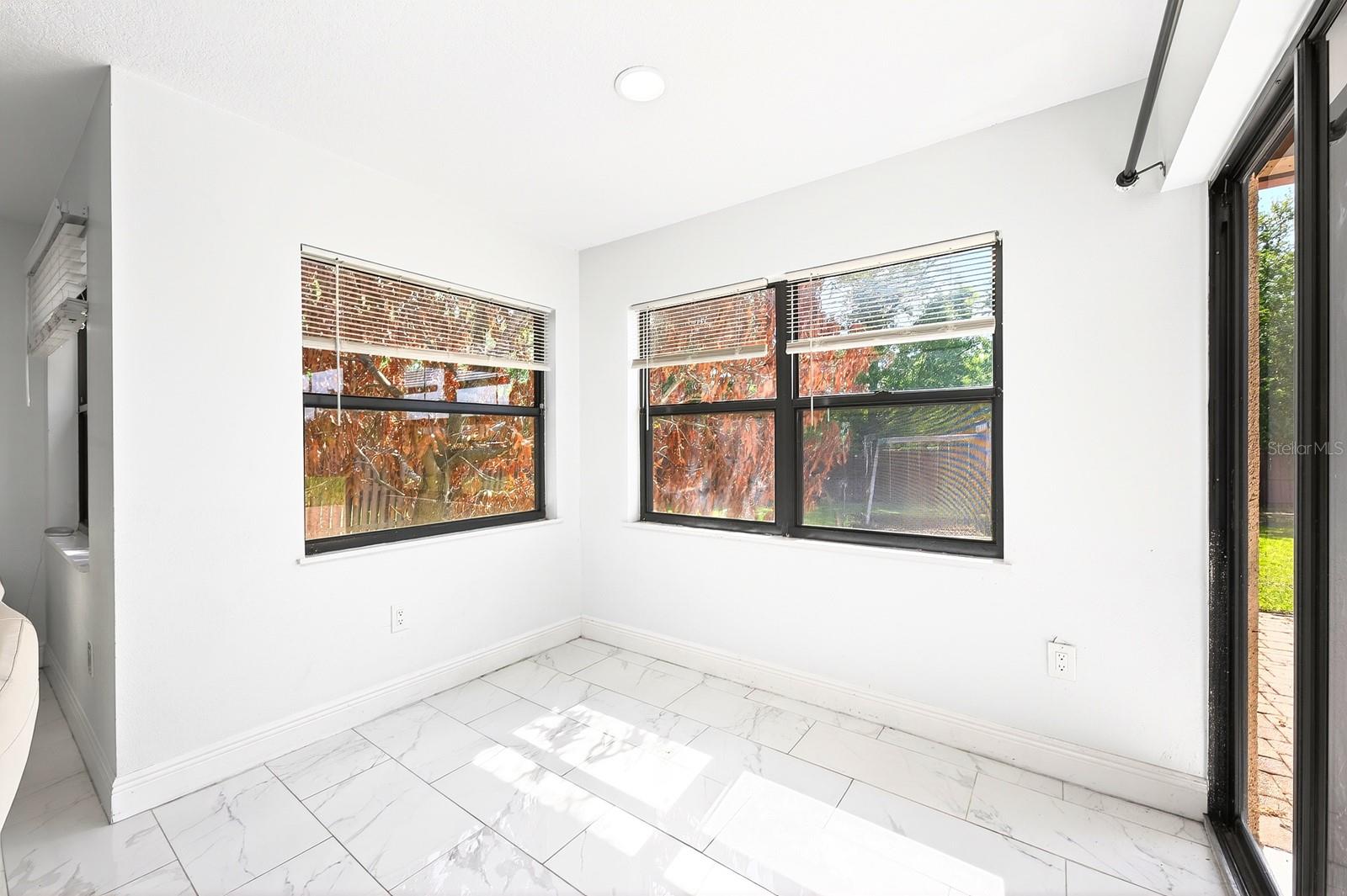 Image 13 of 46 For 6103 Crystal View Drive