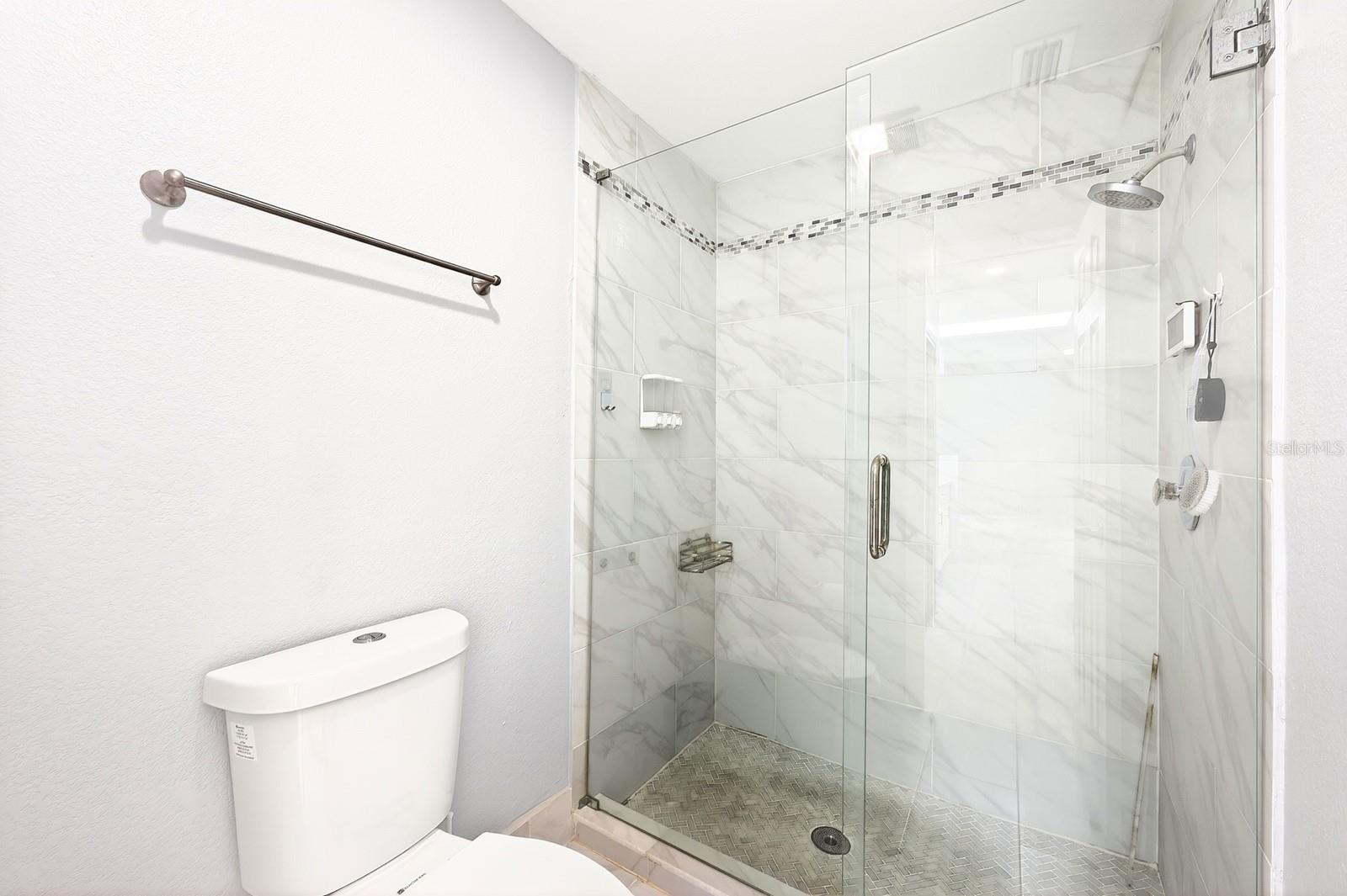 Image 20 of 46 For 6103 Crystal View Drive