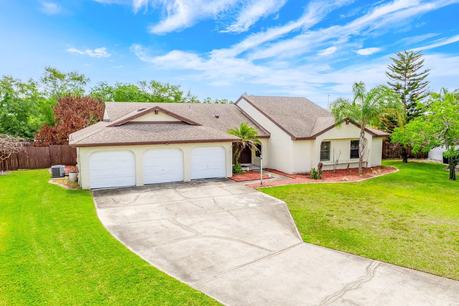 Image 42 of 46 For 6103 Crystal View Drive