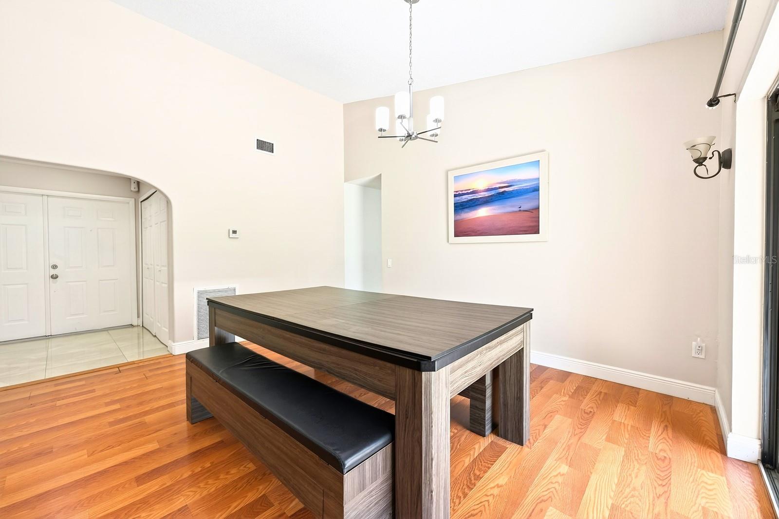 Image 8 of 46 For 6103 Crystal View Drive