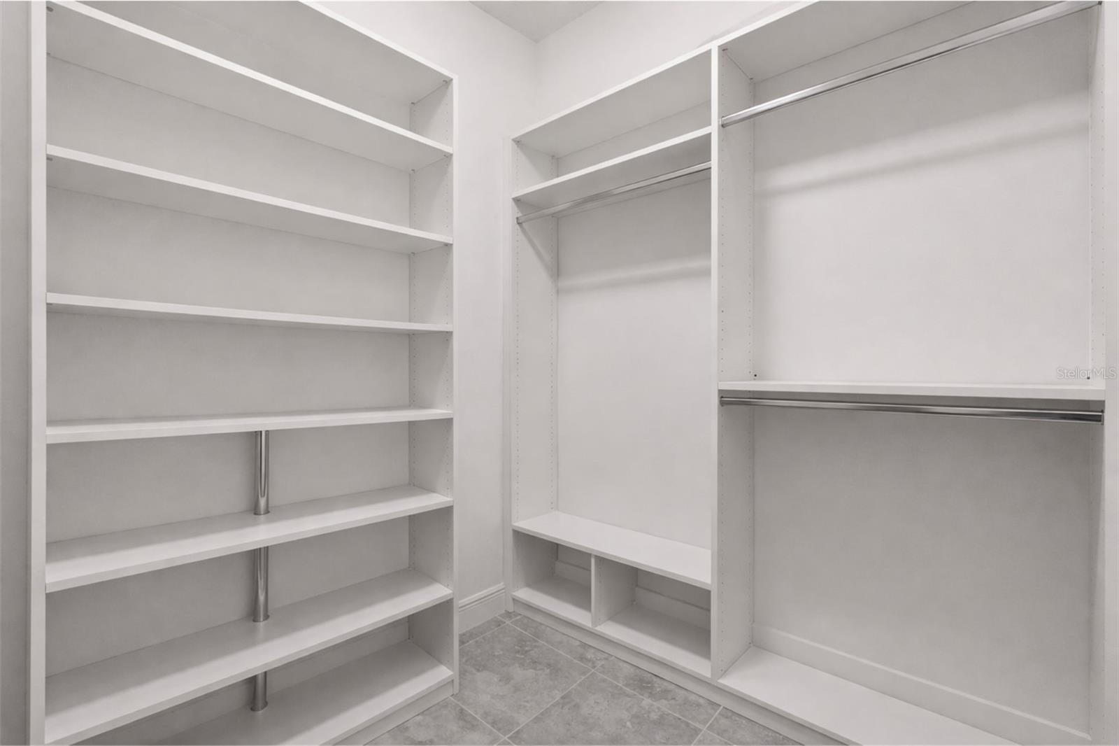 Image 10 of 43 For 2449 Yellow Brick Road