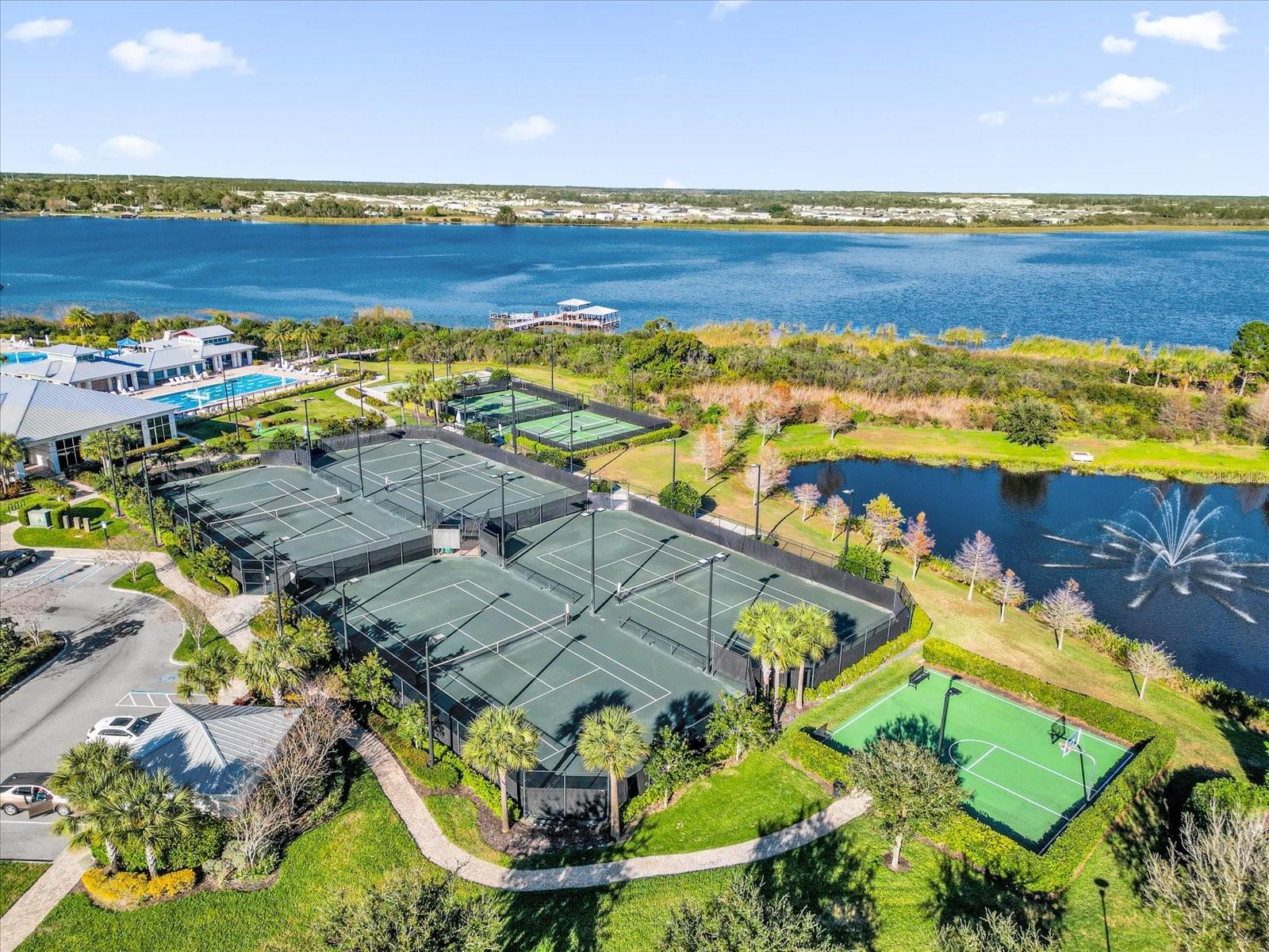 Image 26 of 43 For 2449 Yellow Brick Road