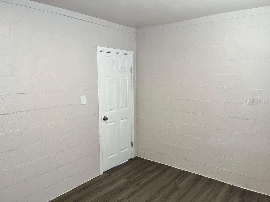 Image 8 of 10 For 1339 Winnifred Street