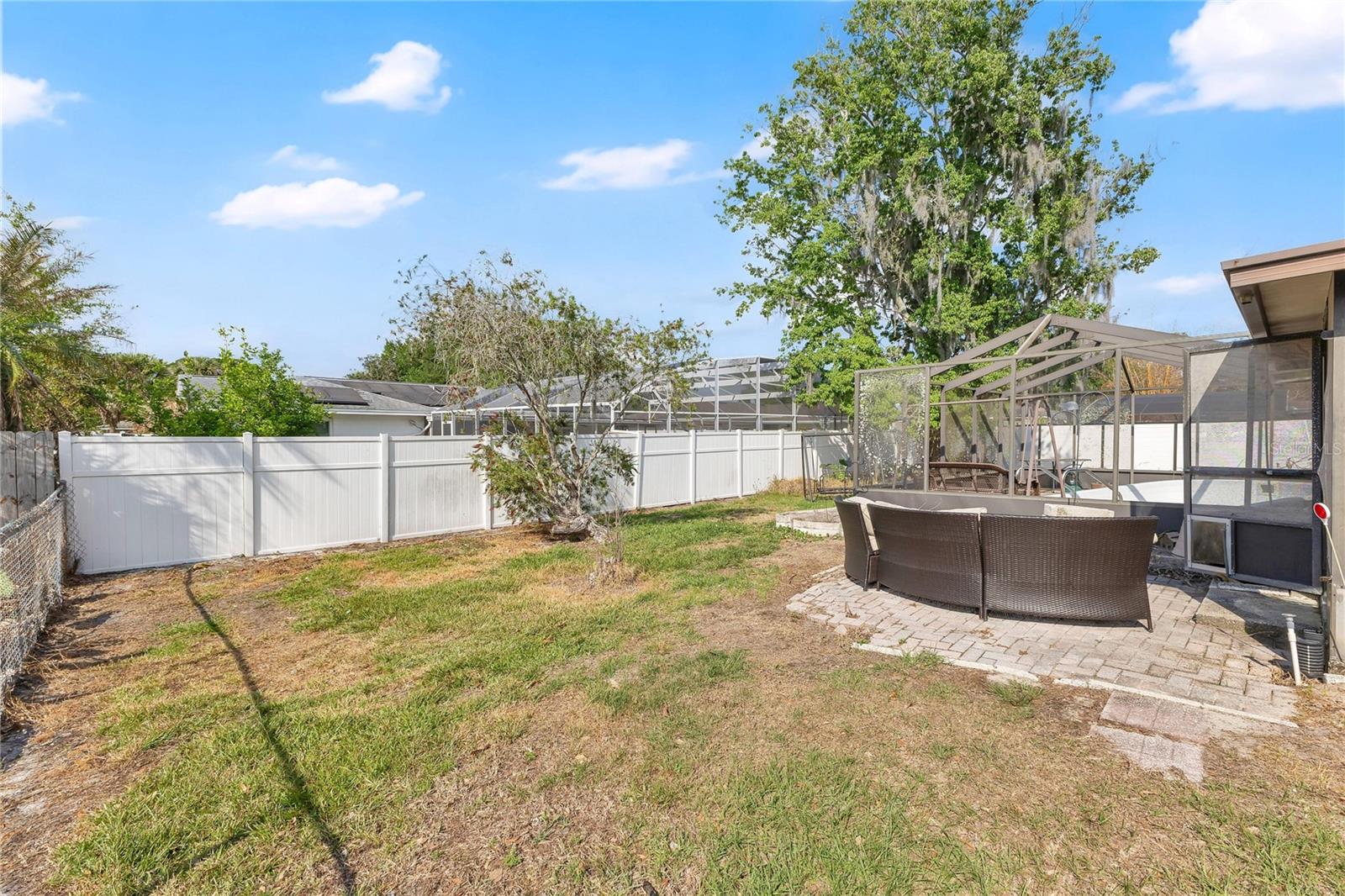 Image 17 of 22 For 112 Sandburg Lane