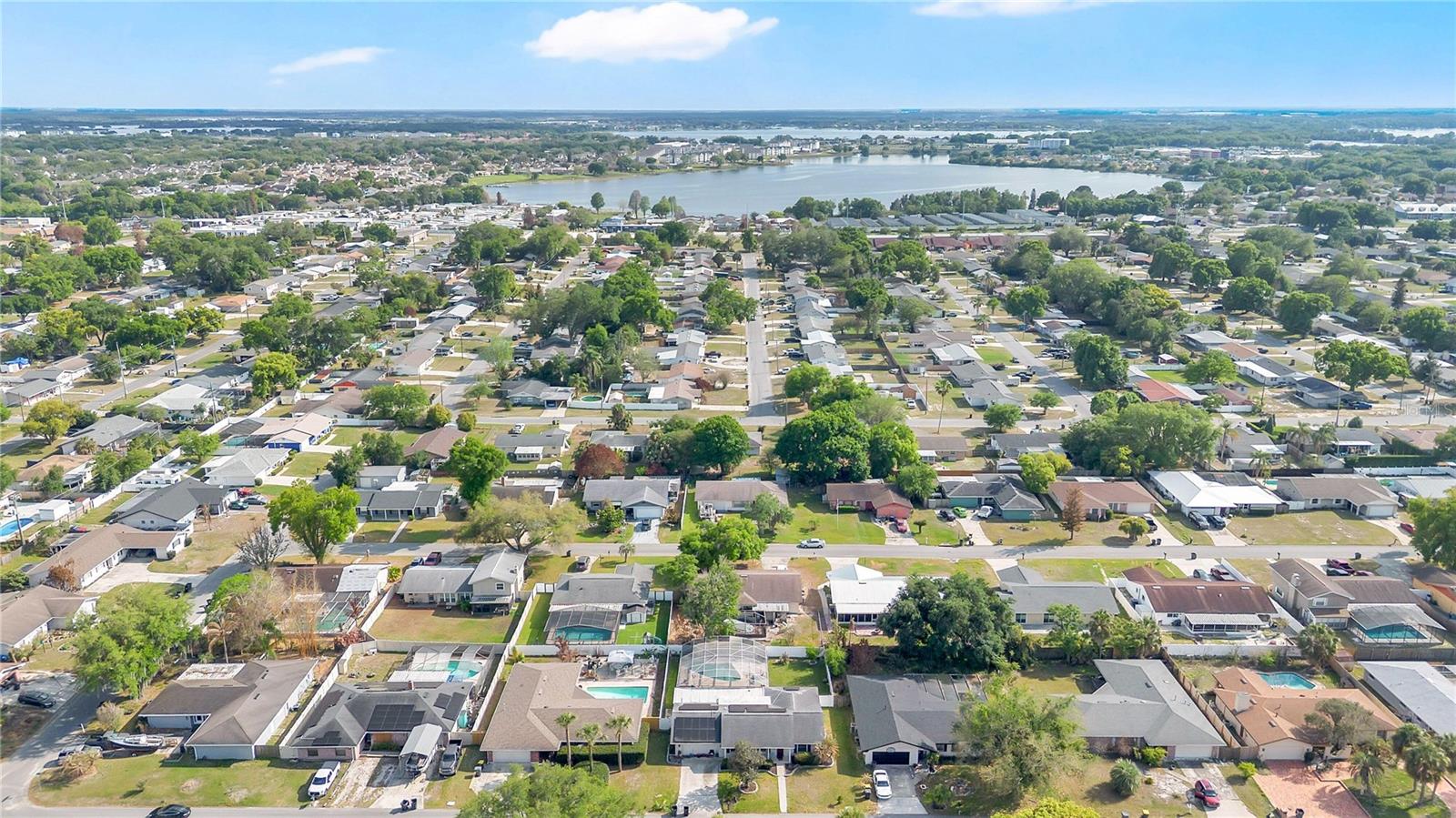 Image 20 of 22 For 112 Sandburg Lane