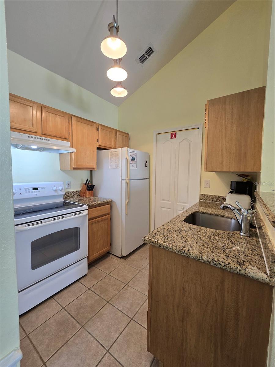 Image 10 of 20 For 3018 Bonfire Beach Drive 205