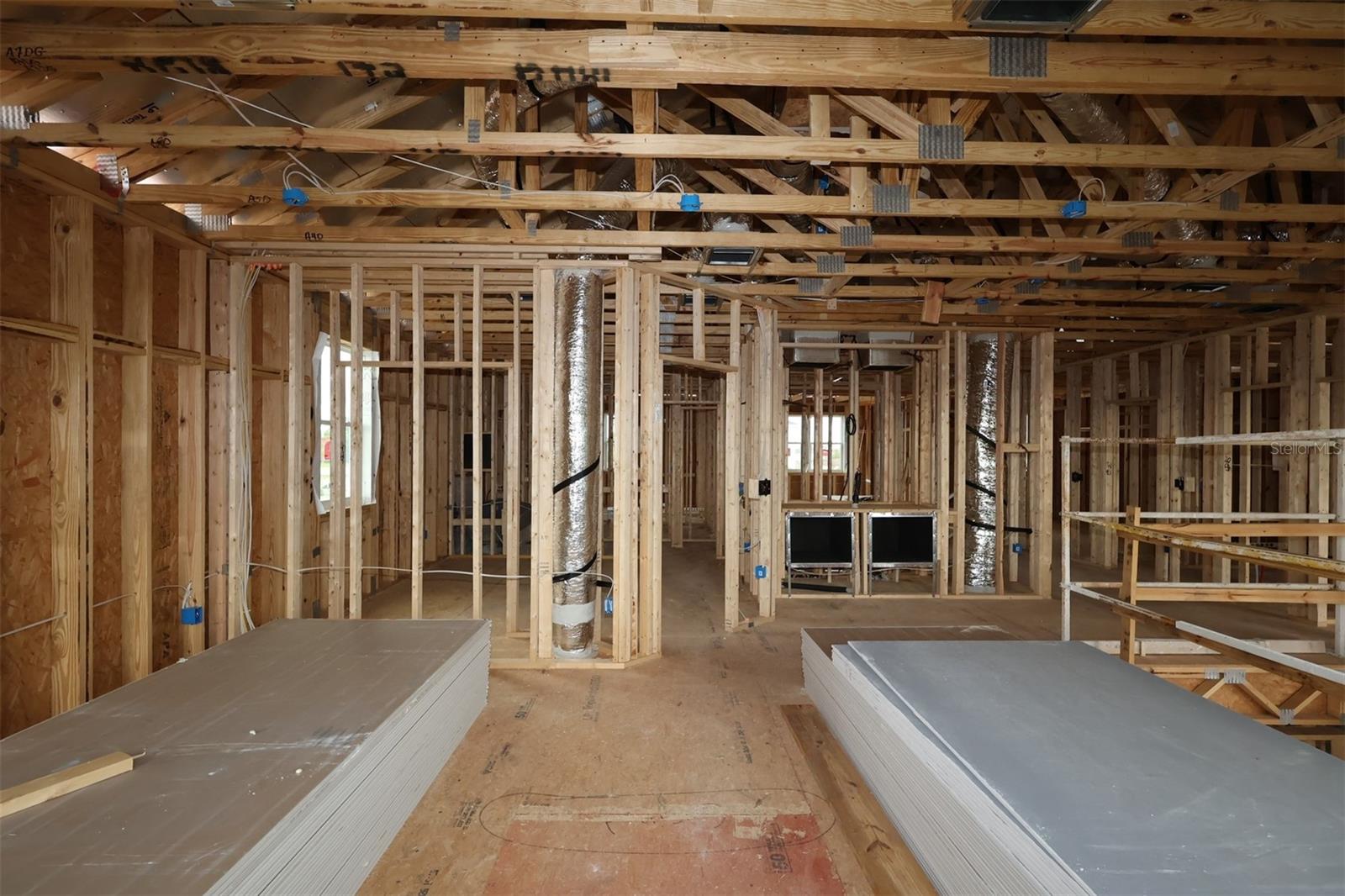 Image 5 of 18 For 5308 High Line Drive