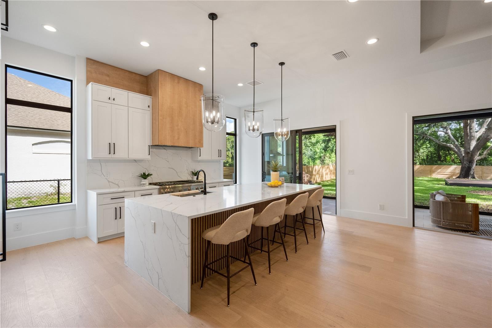 Image 11 of 45 For 11303 Windermere Road