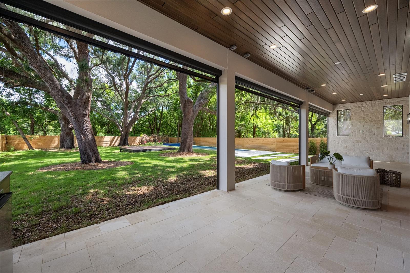 Image 28 of 45 For 11303 Windermere Road