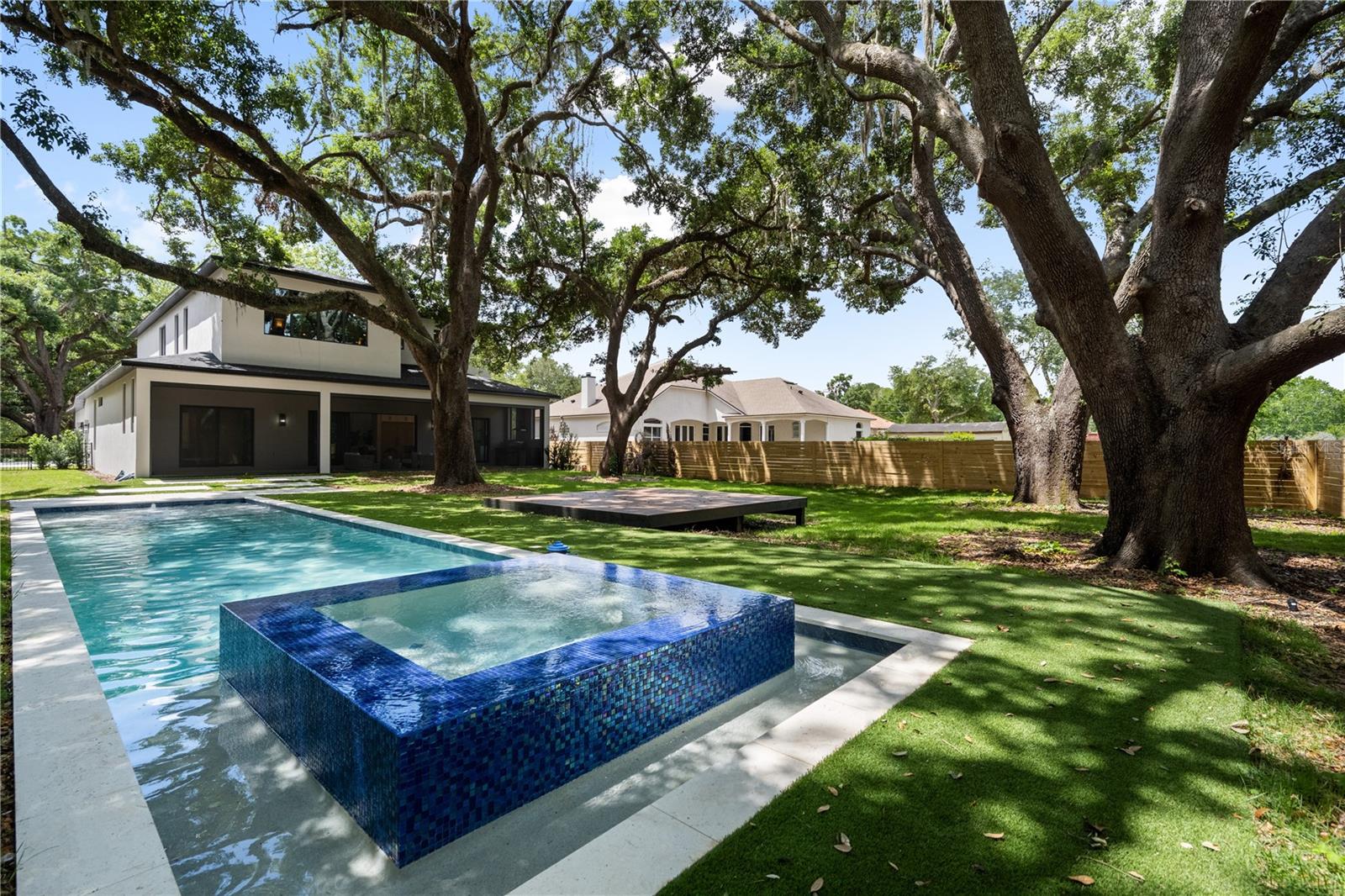 Image 34 of 45 For 11303 Windermere Road