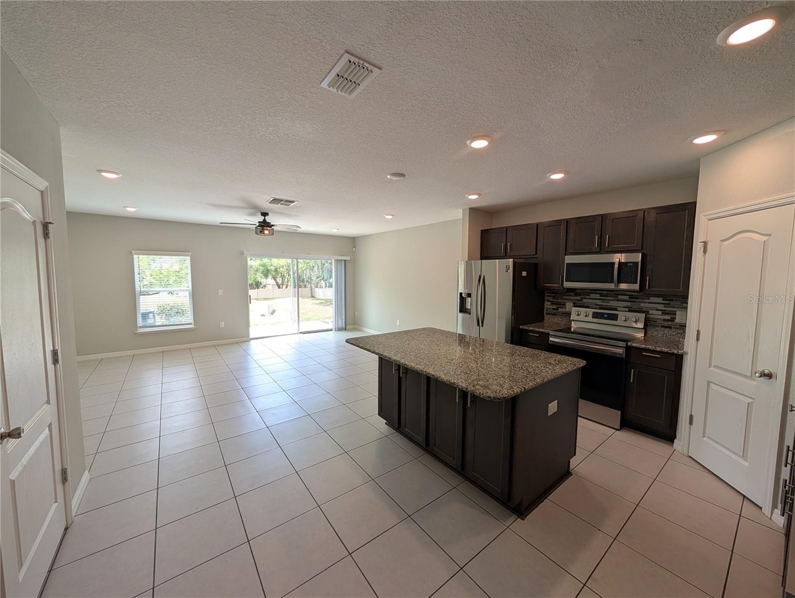 Image 6 of 17 For 4744 Spatter Dock Street