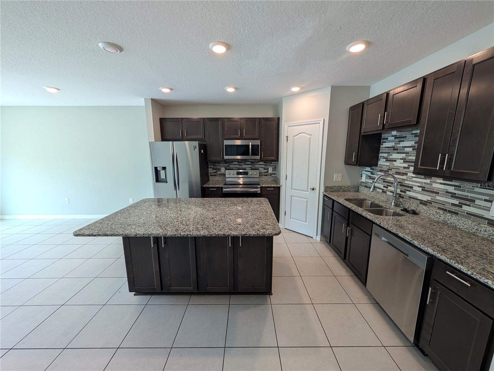 Image 7 of 17 For 4744 Spatter Dock Street