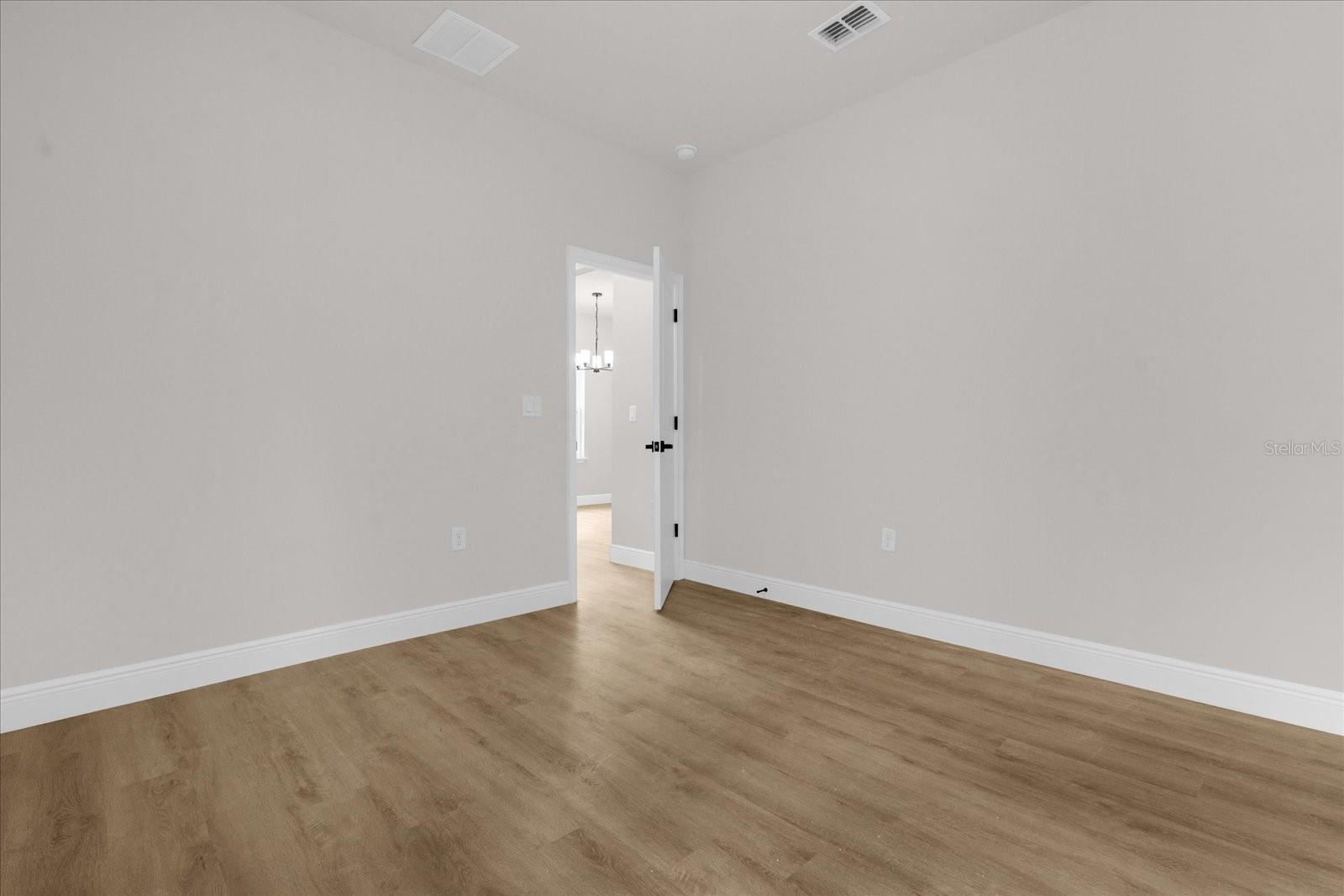 Image 22 of 33 For 8 Sedum Court