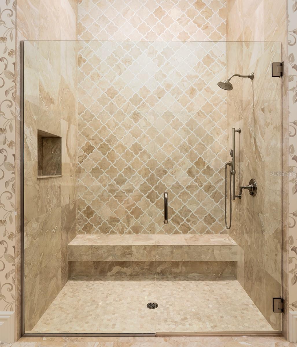 Image 37 of 63 For 9144 Isleworth Gardens Drive