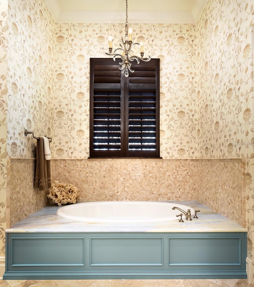 Image 38 of 63 For 9144 Isleworth Gardens Drive