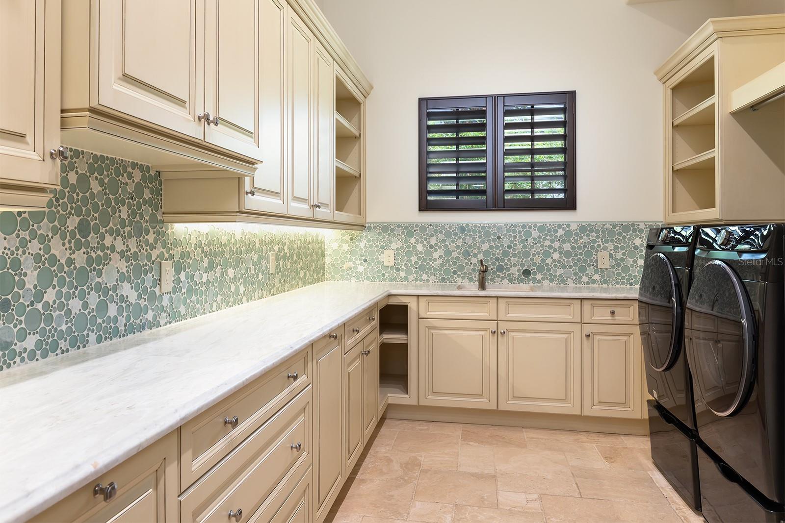 Image 48 of 63 For 9144 Isleworth Gardens Drive