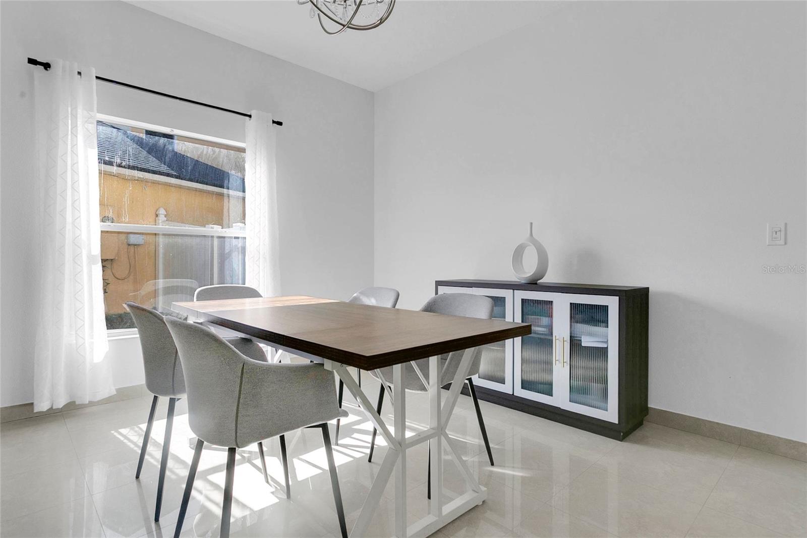 Image 6 of 38 For 4034 Feldspar Trail