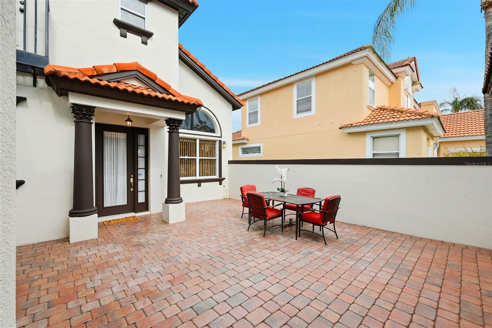 Image 7 of 54 For 910 Lascala Drive