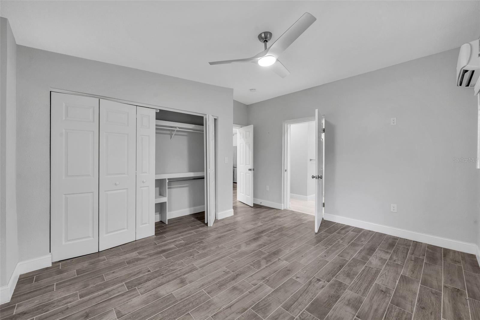 Image 16 of 32 For 4020 Ibis Drive