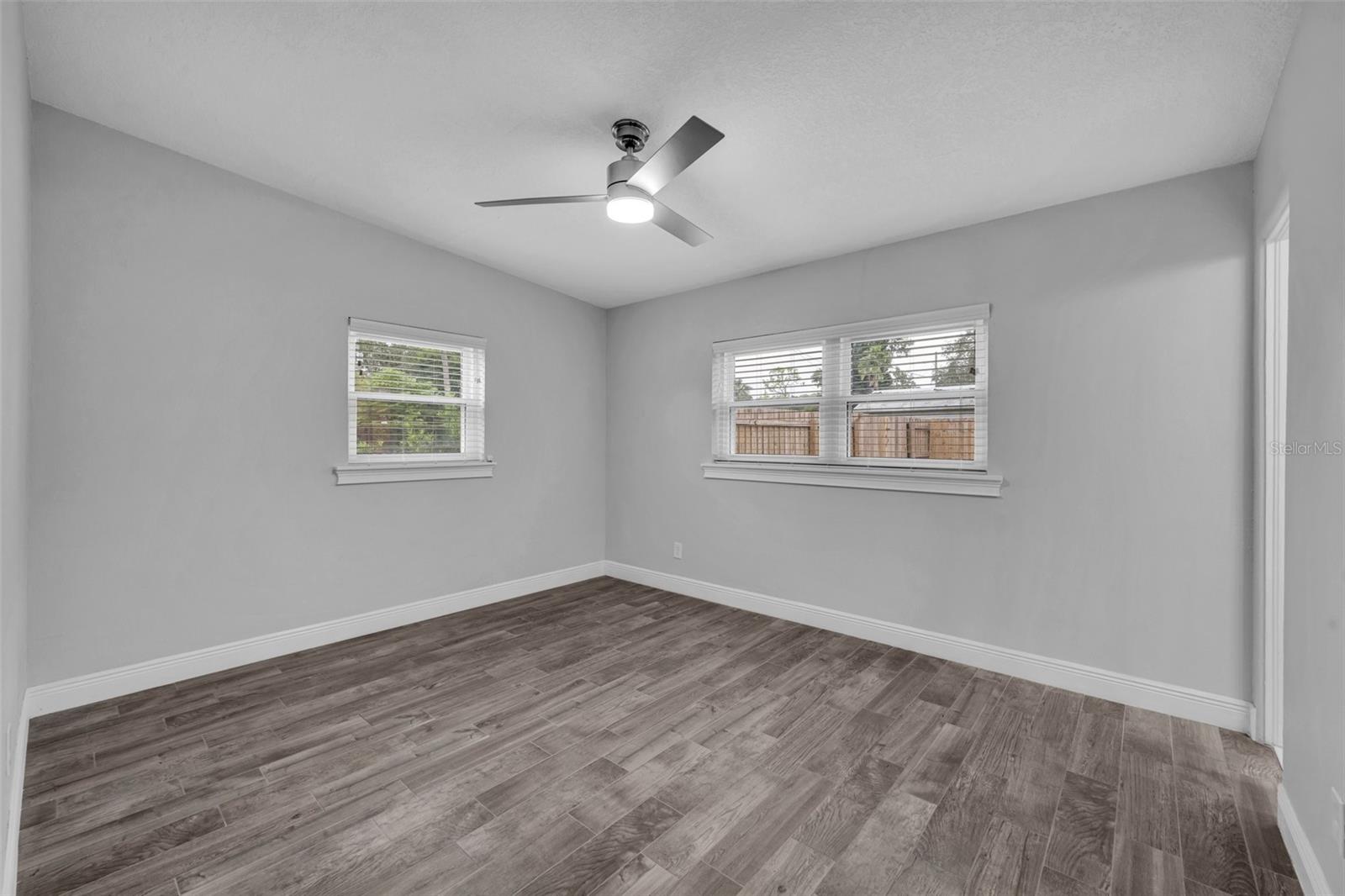 Image 19 of 32 For 4020 Ibis Drive