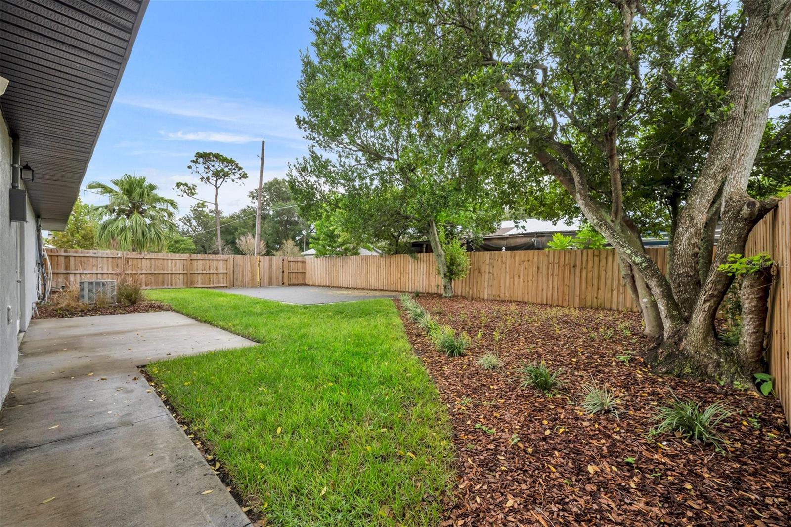 Image 25 of 32 For 4020 Ibis Drive