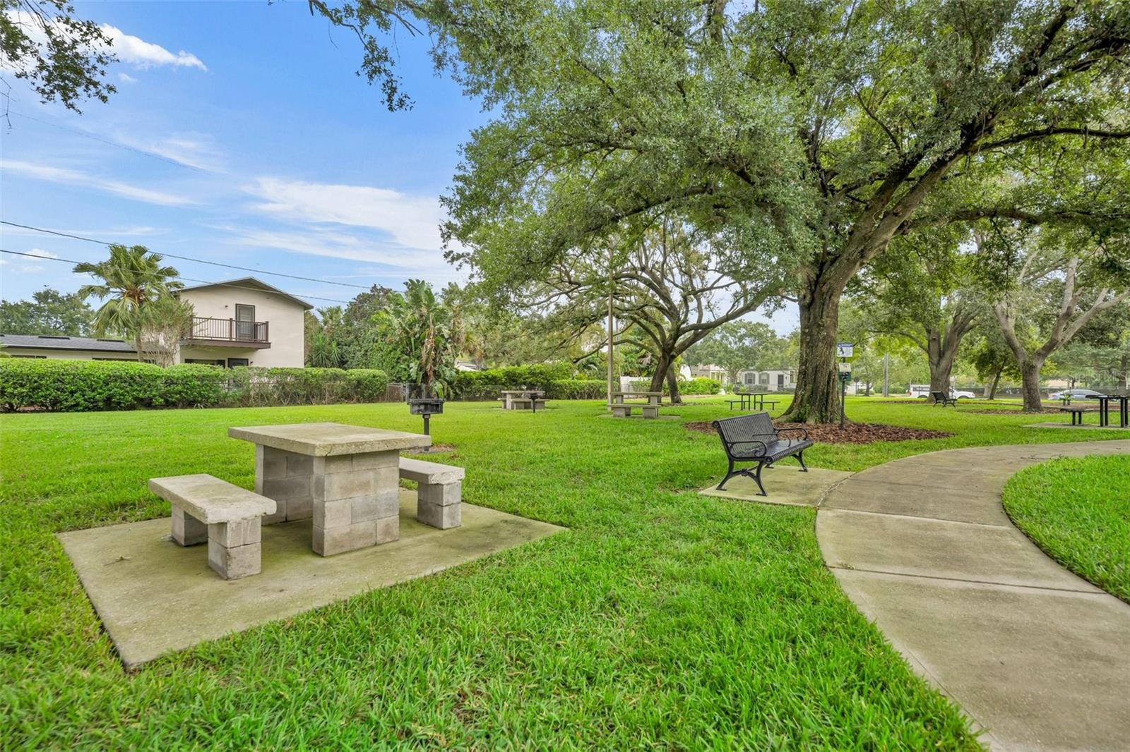 Image 31 of 32 For 4020 Ibis Drive