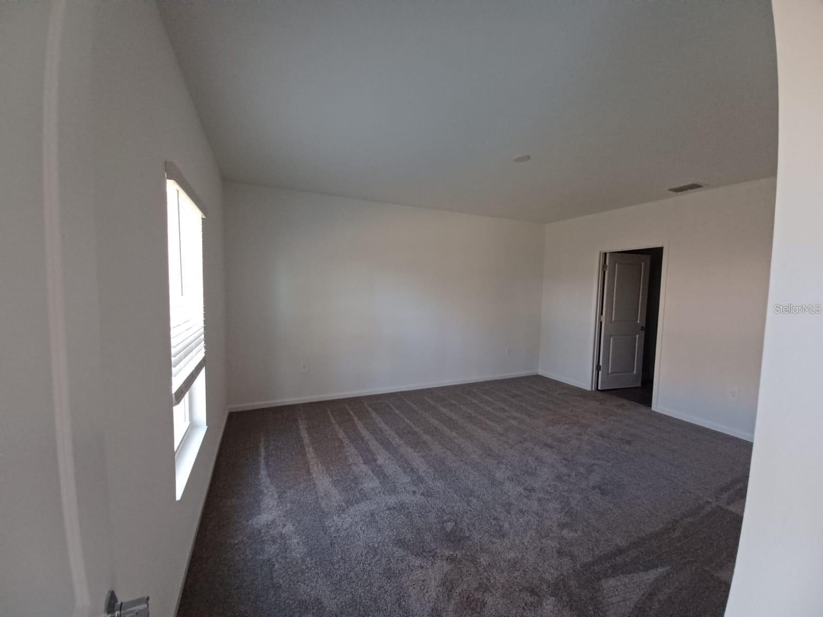 Image 12 of 24 For 926 Jackson Avenue