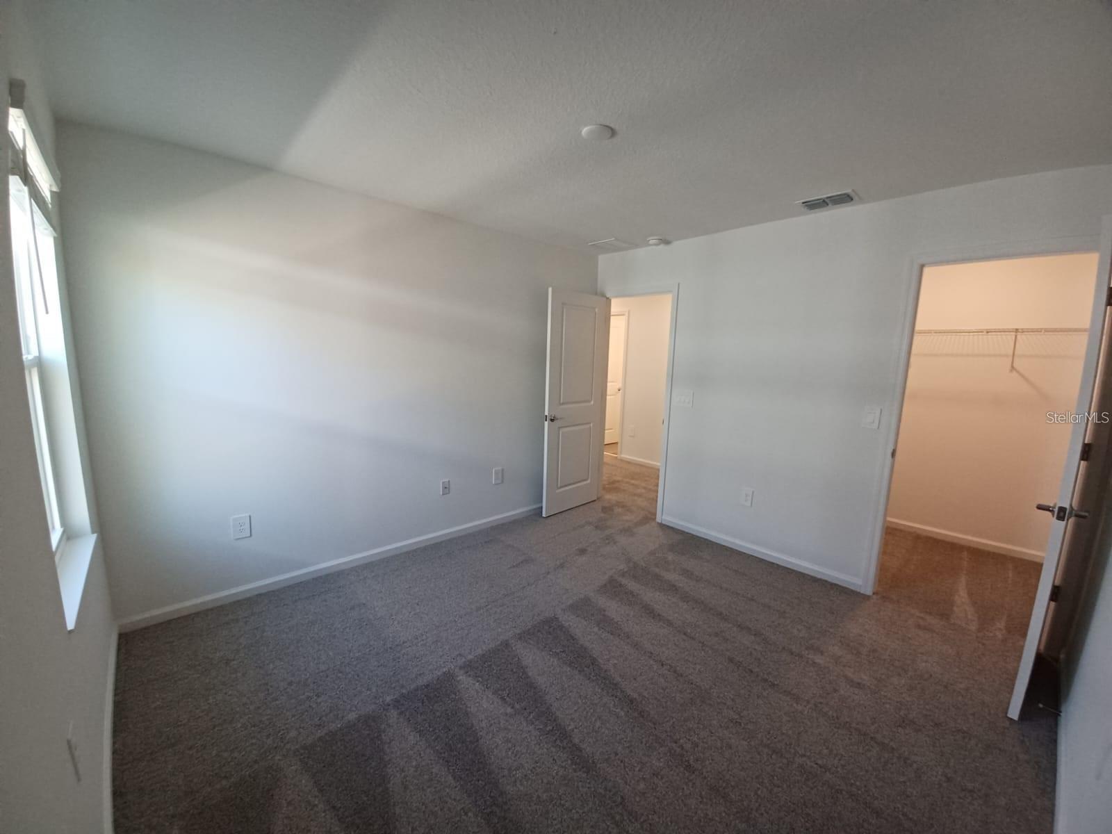 Image 20 of 24 For 926 Jackson Avenue