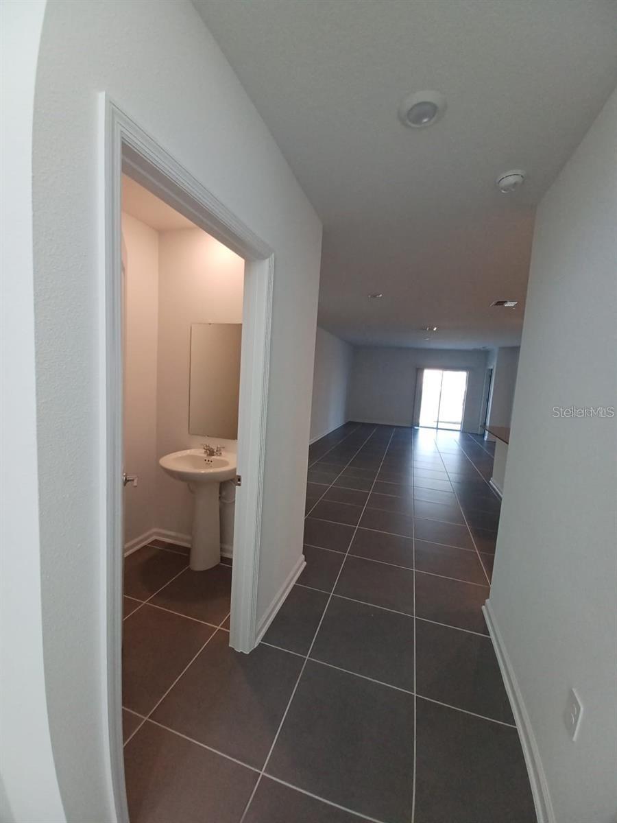 Image 6 of 24 For 926 Jackson Avenue