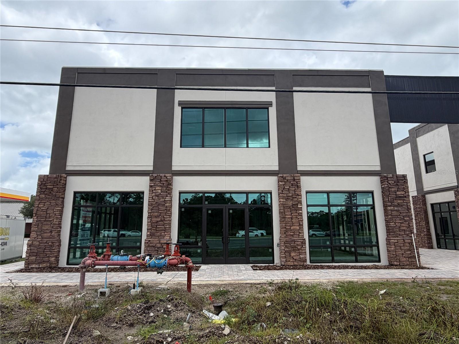 Image 5 of 7 For 4560 Irlo Bronson Memorial Highway A