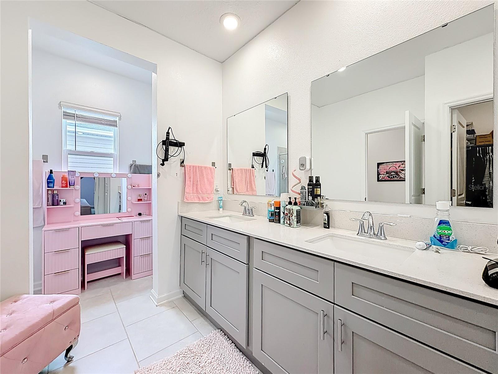 Image 40 of 61 For 2195 Sweet Honey Lane
