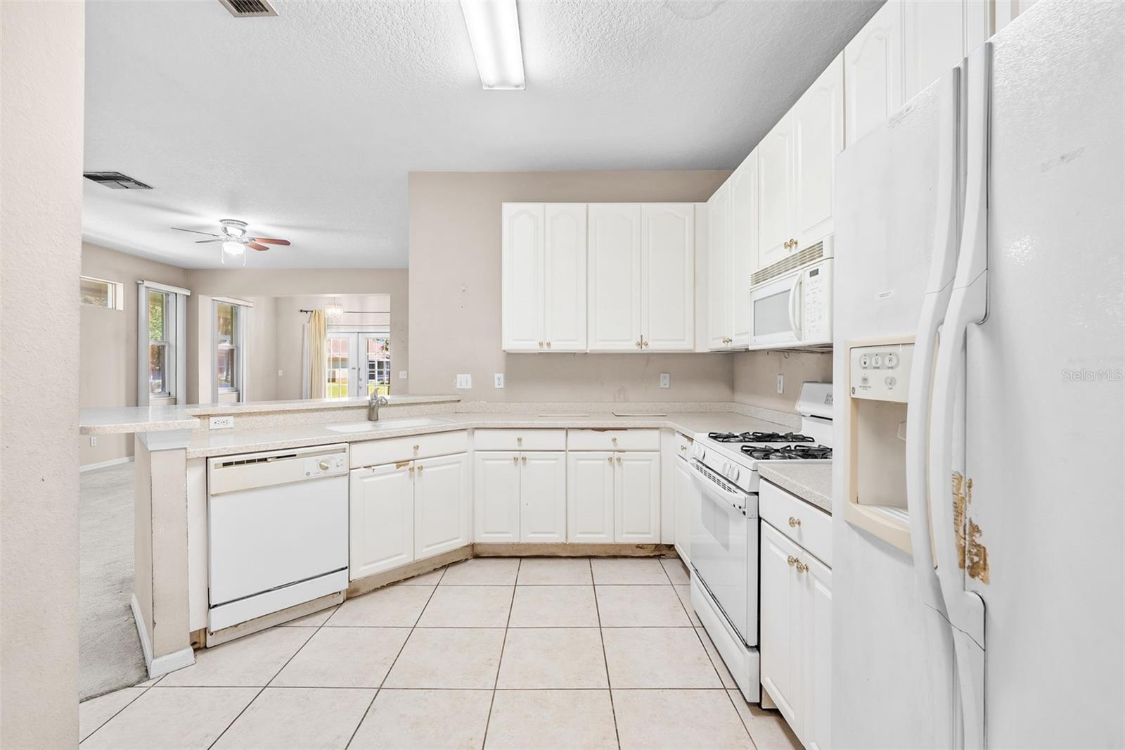 Image 14 of 40 For 1204 Huntington Greens Drive 1204