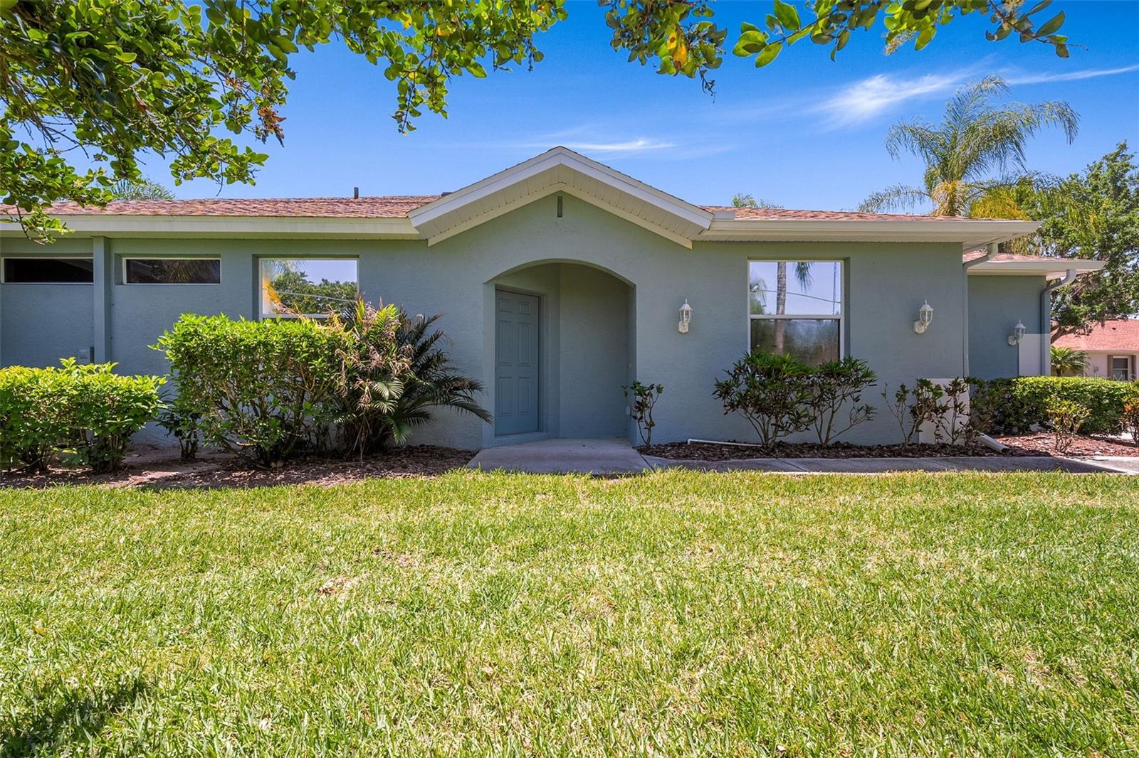 Image 2 of 40 For 1204 Huntington Greens Drive 1204